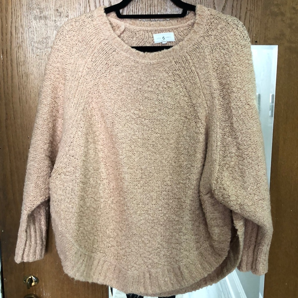 3/4 sleeve length light pink sweater